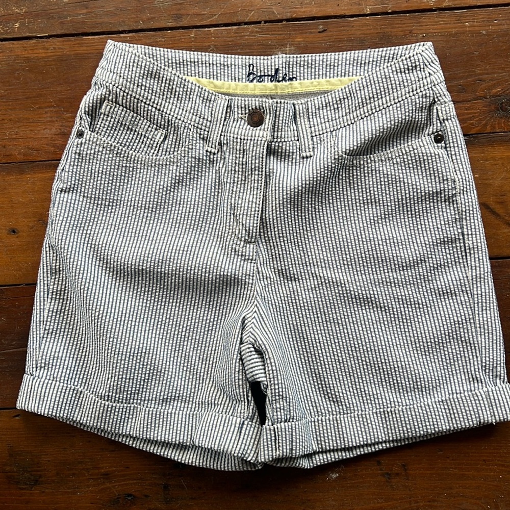 Boden•Seersucker shorts•sz 6L